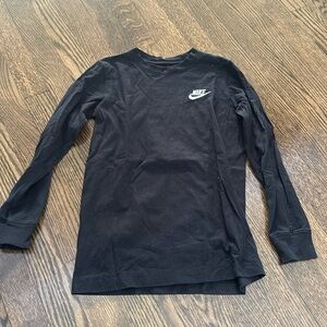 Nike boys long sleeve black tee shirt.  Size xs.